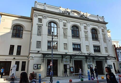 Süreyya Opera House, Culture — Istanbul